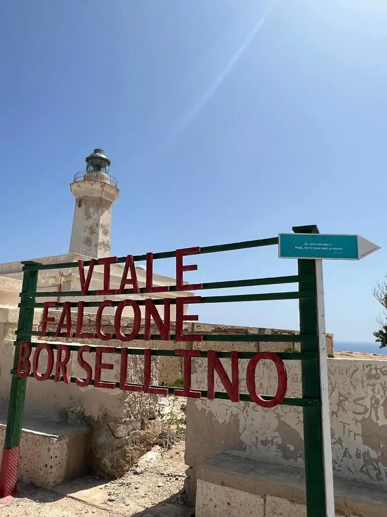 Nocleg ze śniadaniem Limu Casa Vacanze Lampedusa Włochy